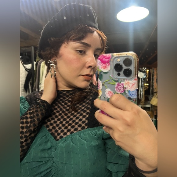 🖤 25A. Rhinestone Beret - Picture 2 of 7
